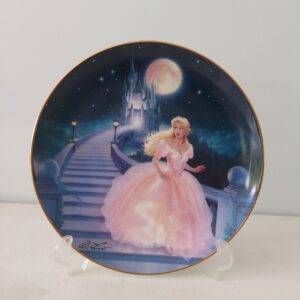 Assiette-décorative-édition-limitée-The-Magic-Of-Cinderella-Cendrillon-Kirk-Heinert.