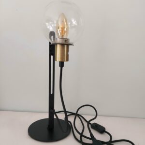 Lampe en métal noire
