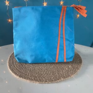 Trousse de toilette ou maquillage bleue et orange