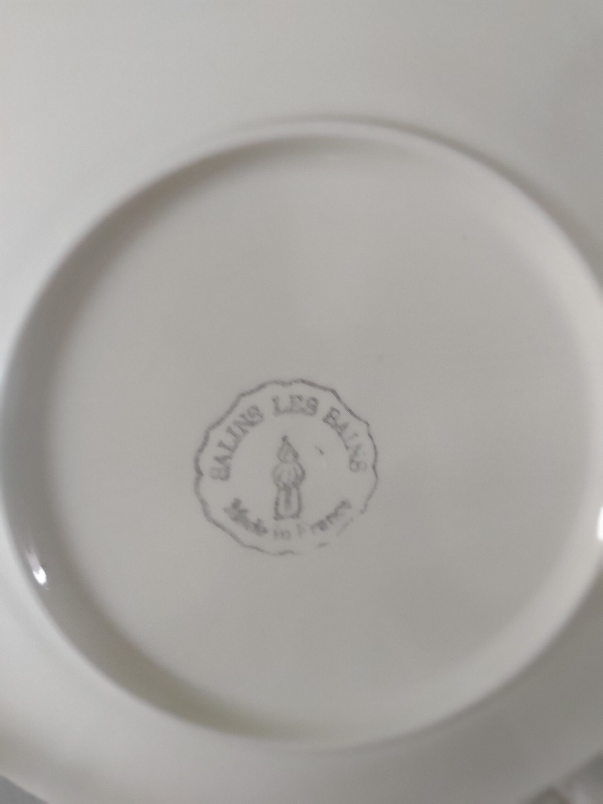 Assiette à dessert en barbotine Salins les Bains Made in France – Image 3