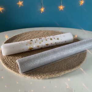 Lots de 2 chemins de table pour les fêtes argenté et blanc avec étoiles dorées