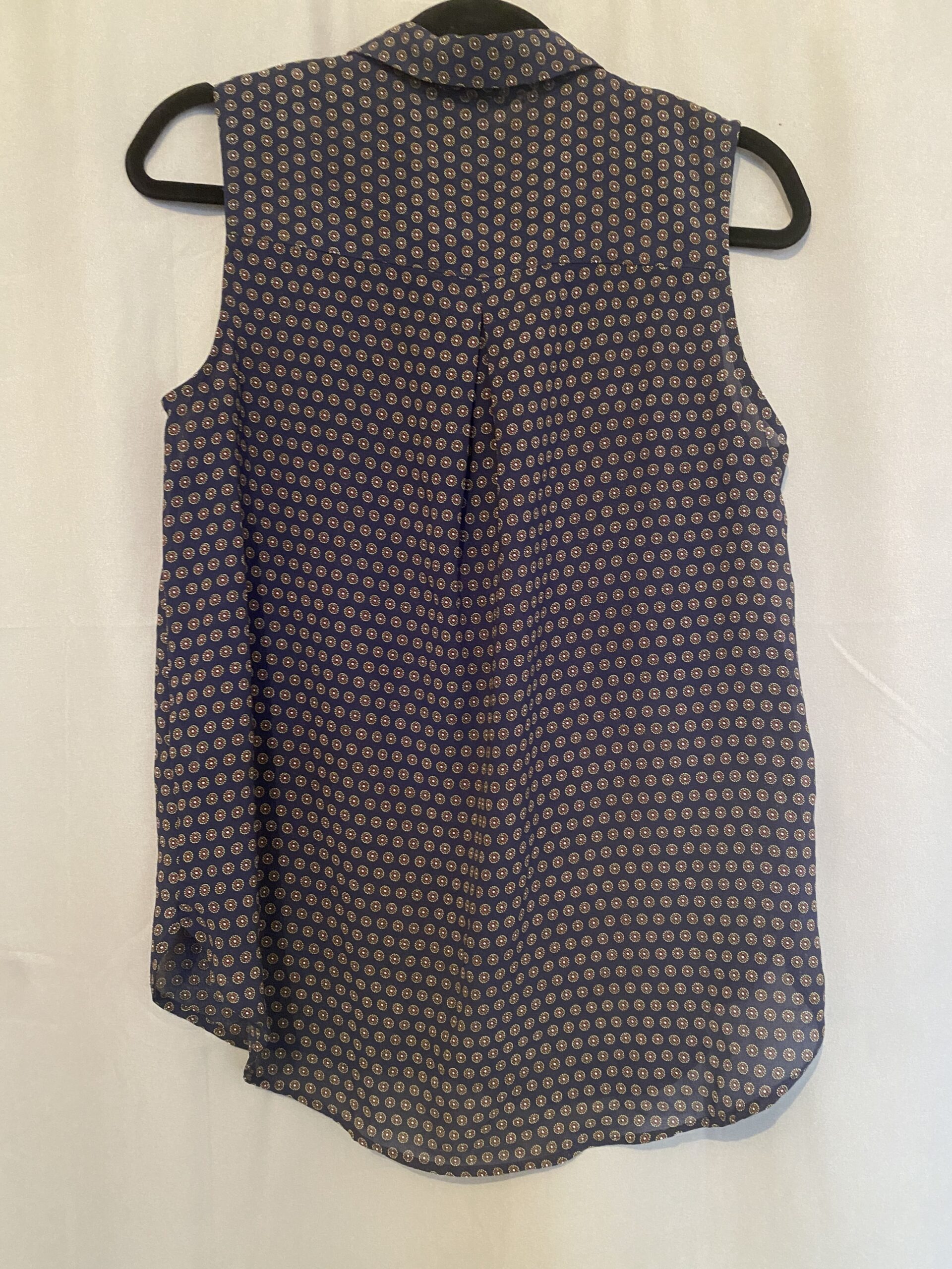 Haut sans manche fin bleu marine H&M taille 36 petits motifs ronds bordeaux et jaune – Image 2