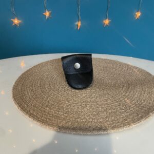 Petit porte-monnaie en simili cuir noir