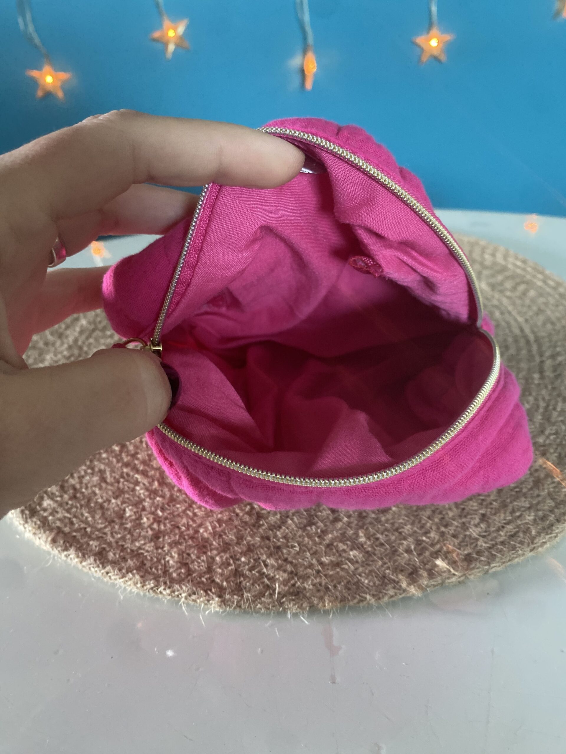 Petite trousse à maquillage rose – Image 2