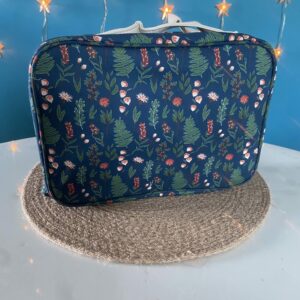 Trousse de toilette vanity verte à fleurs et feuilles Pierre Ricaud