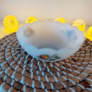 Bol vintage Arcopal motifs fruits de France années 70