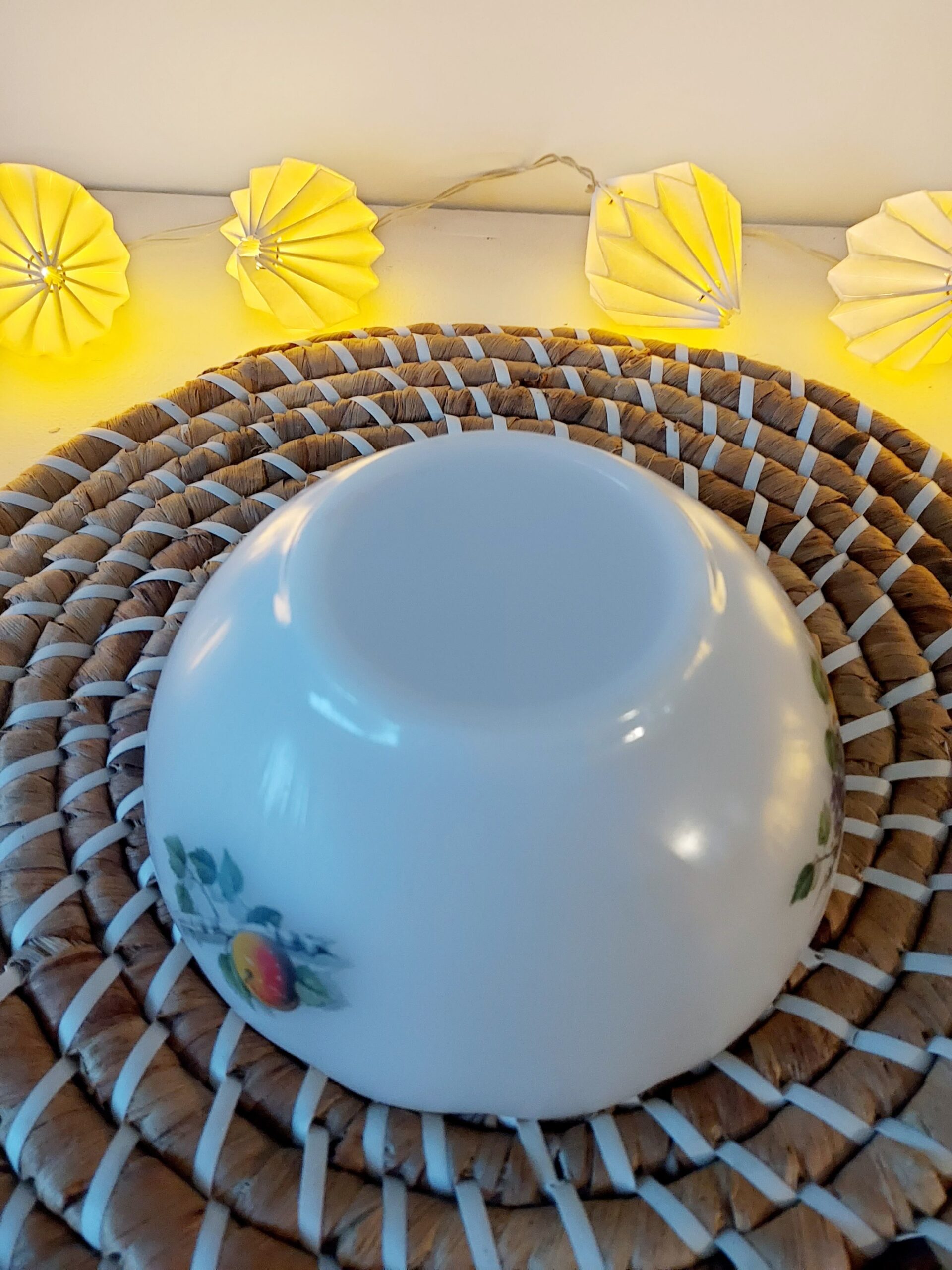 Bol vintage Arcopal France motifs fruits de France années 70 Bord coquille saint-jacques – Image 4