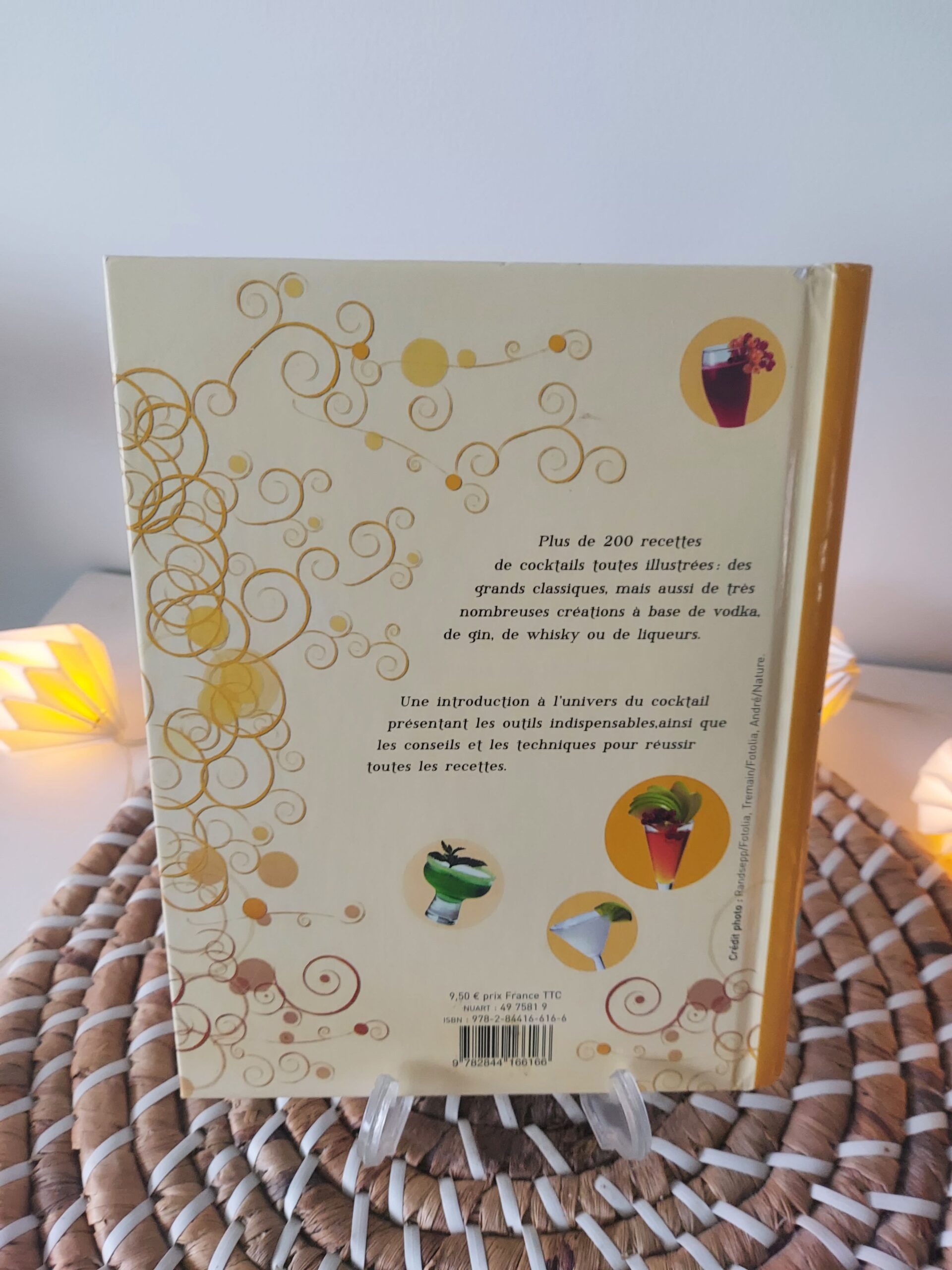 Livre "Cocktails short drinks" éditions Artemis couverture rigide pages spiralées 97 pages – Image 2