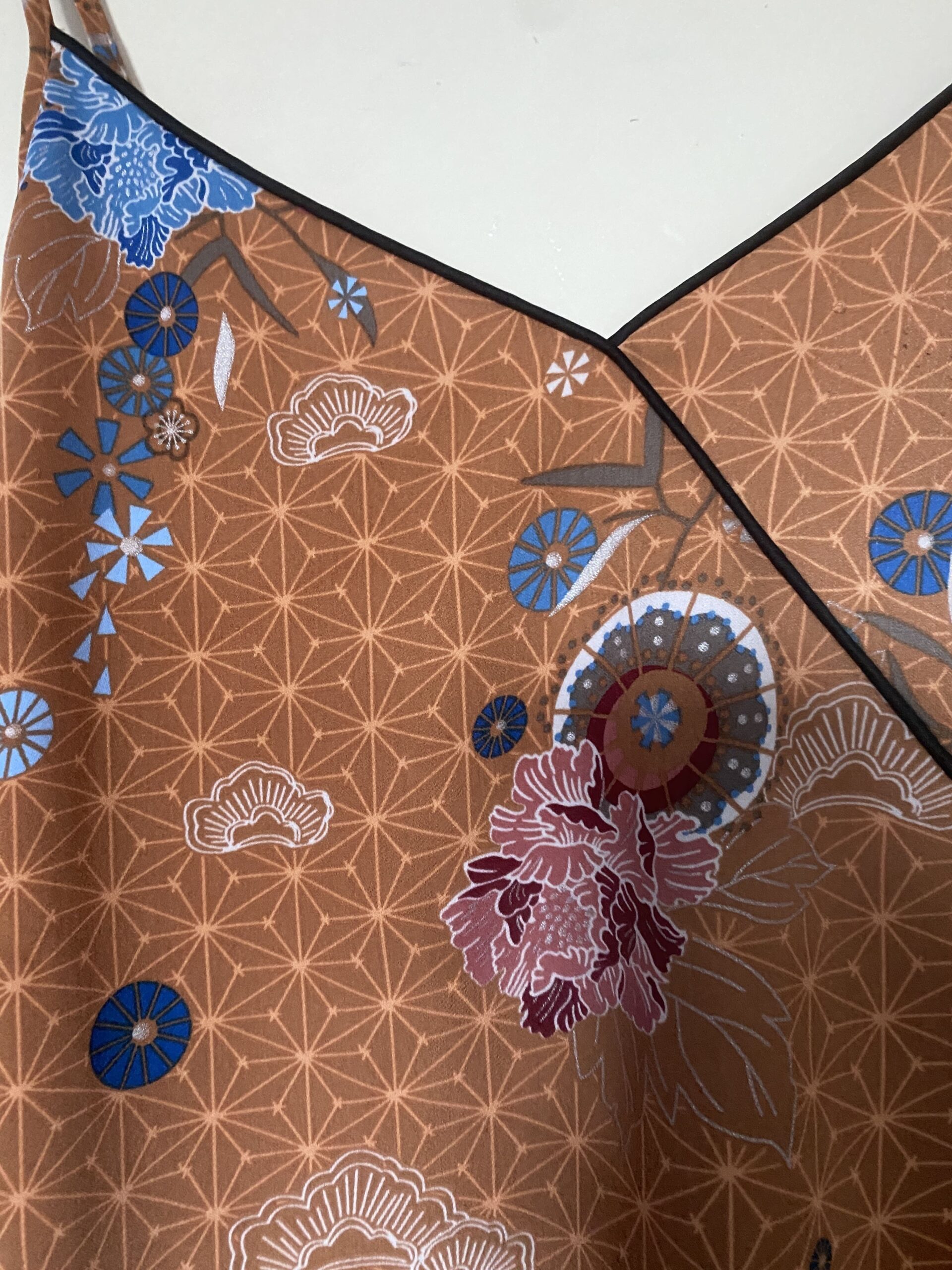 Débardeur femme très léger à motifs Cache Cache Taille 36 – Image 2