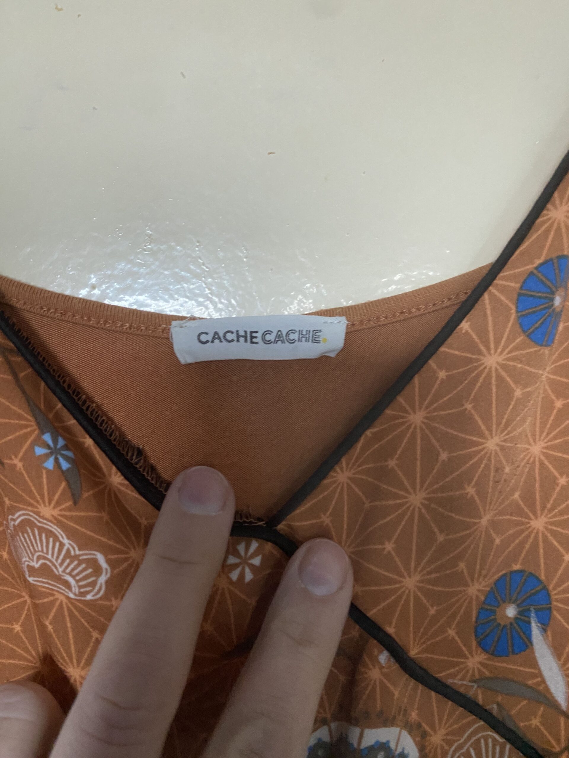 Débardeur femme très léger à motifs Cache Cache Taille 36 – Image 4