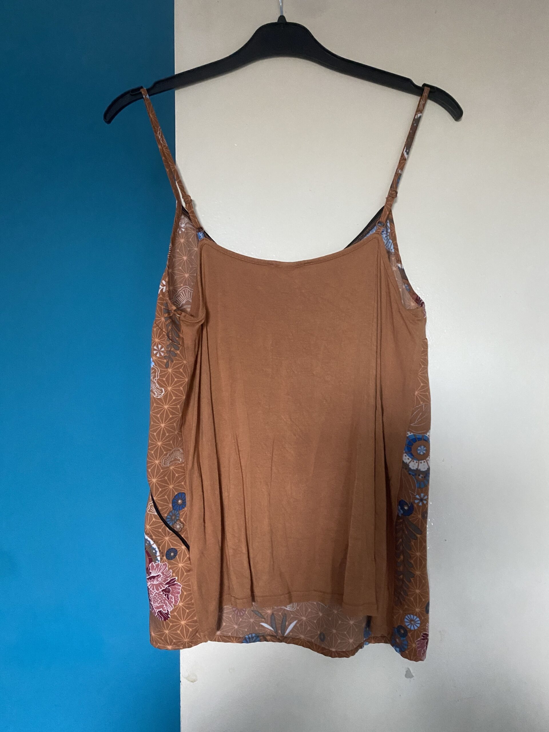 Débardeur femme très léger à motifs Cache Cache Taille 36 – Image 3