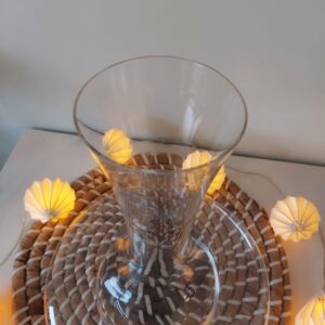 Carafe-à-décanter-le-vin-en-verre-contemporaine-style-Capitaine-base-large-col-évasé (2)